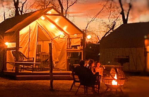 Sutherland Springs House | #F Son's Rio Cibolo - Glamping Cabin