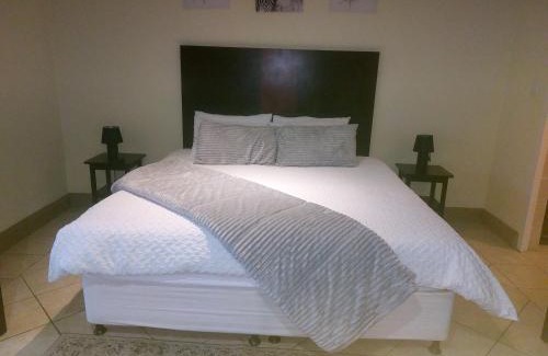 Port Edward Apartment | F19 Ocean View Villas