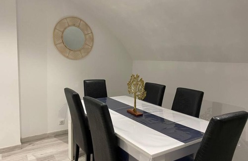Saint-Nicolas-de-Port Apartment | f2 50m2 atypique en souplex vue basilique