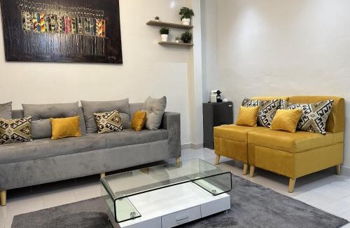 Point E Apartment | F2 Appart Les Ambassades Point E, Dakar