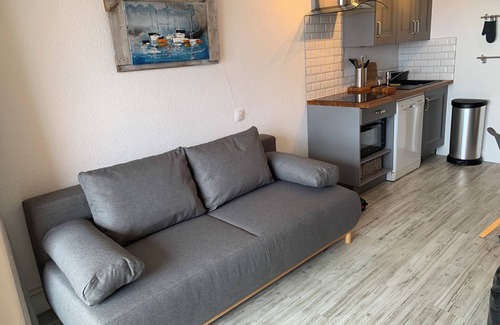 Theoule-Superieur Apartment | F2 beautiful air-conditioned sea view in theoule sur mer alpes maritimes