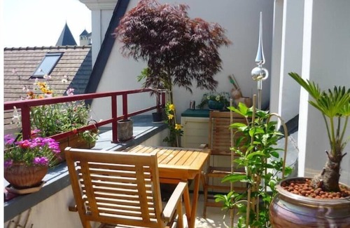 Le Plessis-Robinson Apartment | F2 et Terrasse Coeur de Ville