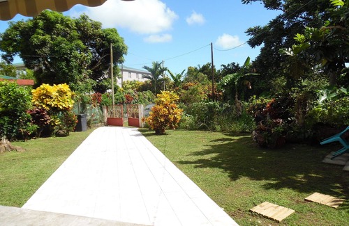 Saint-Joseph House | F3 furnished villa in Saint-Joseph, Martinique + car