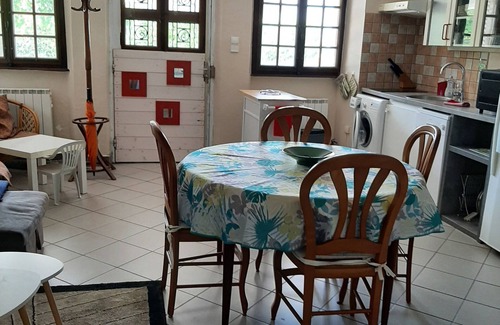 Veyrier-du-Lac House | F3 ground floor of a villa on the lake