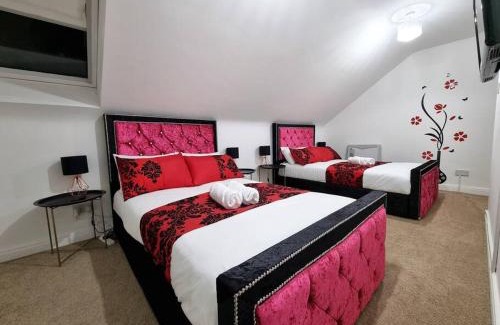 Leeds Apartment | *F43NH* Setup for your most relaxed & Cosy stay + Free Parking + Free Fast WiFi *