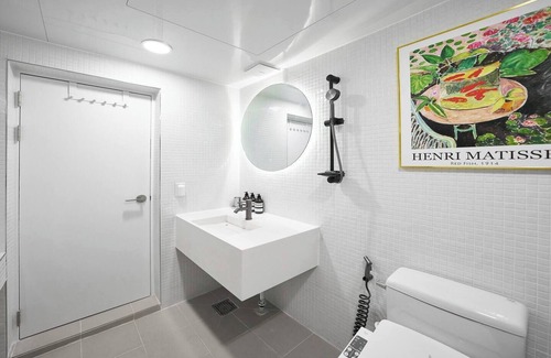 Yeonnam-dong House | F9 Tailor Serviced Home near Hongik Univ