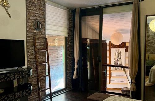 Hauru House | Faaora Lodge, little paradise