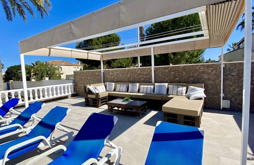 Orihuela Costa Villa | Fab Beach Villa ! Only 3 Minute walk to La Zenia Beach 6 Bedrooms 5 Bathrooms