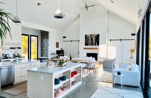 Batesville Other | FAB MODERN BARN w/heated pool, views & 21+ acres - close to UVA & Vineyards!