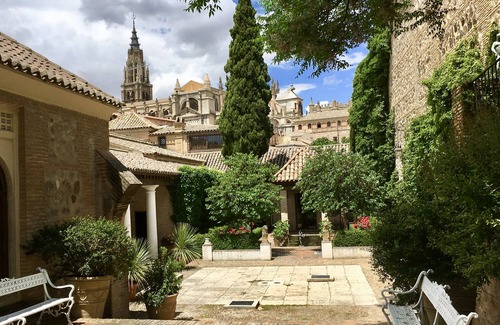 Toledo City Center House | FAB PALACE WITH IMPRESSIVE VIEWS, GARDEN, POOL BEHIND TOLEDO CATHEDRAL
