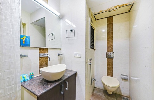 Nungambakkam Hotel | Fabexpress B Zone