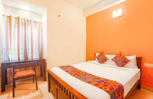 Kondapur Hotel | FabExpress Corner Courtyard - Nr Botanical Garden, Kondapur