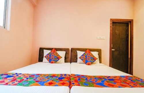 Vadapalani Hotel | FabExpress Earth - Nr Vadapalani Murugan Temple, Vadapalani
