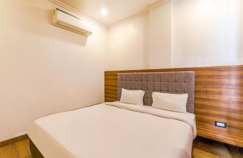 Indira Nagar Hotel | FabExpress Global Inn New