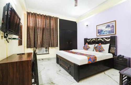 Sector 35 Hotel | FabExpress IVY Inn Sector 35
