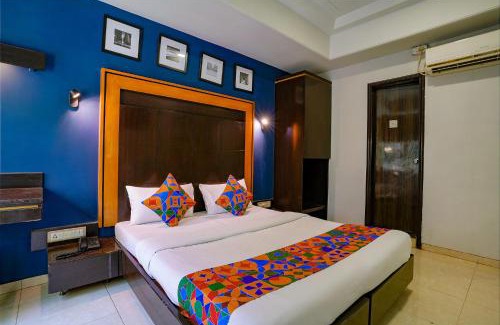Chembur East Hotel | FabExpress Manas Residency
