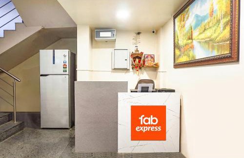 Pimpri - Chinchwad Hotel | FabExpress Star Light - Near Jagtap dairy