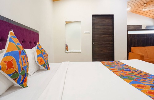 Daulatabad Hotel | Fabhotel Lotus Resort