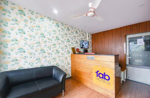 Sector 39 Hotel | FabHotel Angel Green Residency - UNITECH CYBER PARK