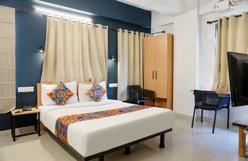 Pimpri - Chinchwad Hotel | FabHotel Aura Homes - Nr Khandoba Mandir