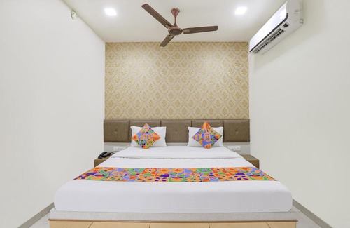 Ahmedabad Hotel | FabHotel Bharosa Inn