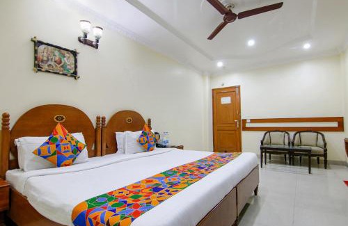 Jalandhar Hotel | FabHotel CS Jalandhar