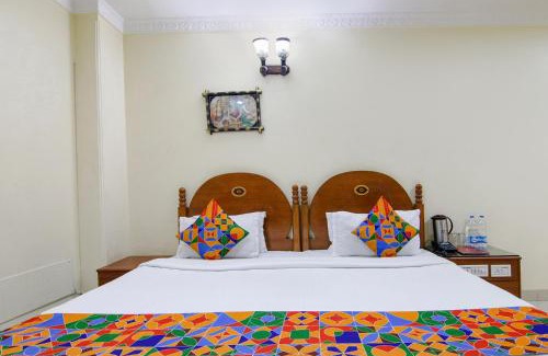 Jalandhar Hotel | FabHotel CS Jalandhar