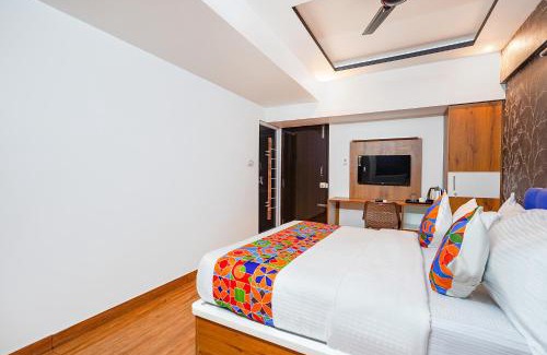 Vyalikaval HBCS Layout Hotel | FabHotel Galaxy Heights - Nagavara