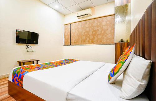 Surat Hotel | FabHotel Gokuldham