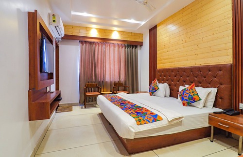Danapur Hotel | Fabhotel Grand Arya