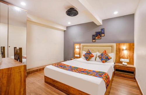 Goregaon West Hotel | FabHotel Grand Prime - Nr Nesco Exhibition Centre