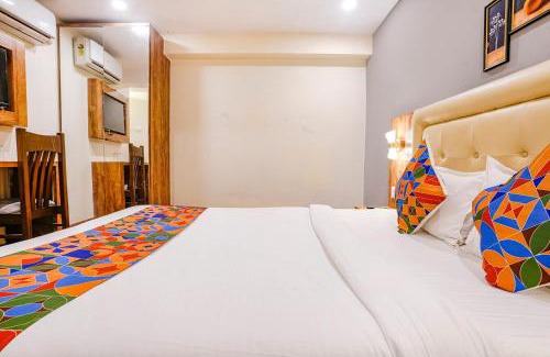 Goregaon West Hotel | FabHotel Grand Prime - Nr Nesco Exhibition Centre