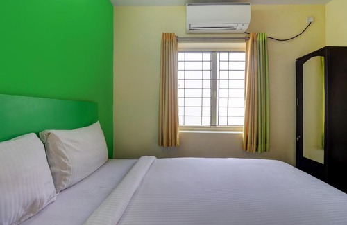 Teynampet Hotel | FabHotel Green Tree Inn
