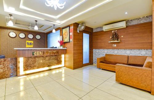 Ahmedabad Hotel | FabHotel Hill Park