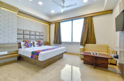 Ahmedabad Hotel | FabHotel Hill Park
