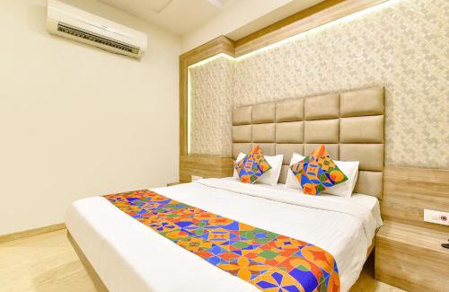 Ahmedabad Hotel | FabHotel Hill Park