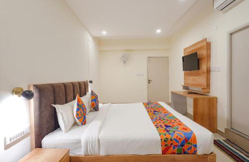 Krishnarajapura Hotel | FabHotel Indian Suites - Old Madras Rd