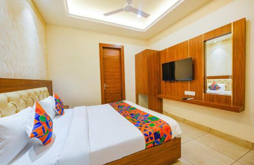 Ludhiana Hotel | FabHotel K9 Royal