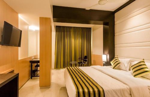 Kopar Khairane Hotel | FabHotel Konar Inn
