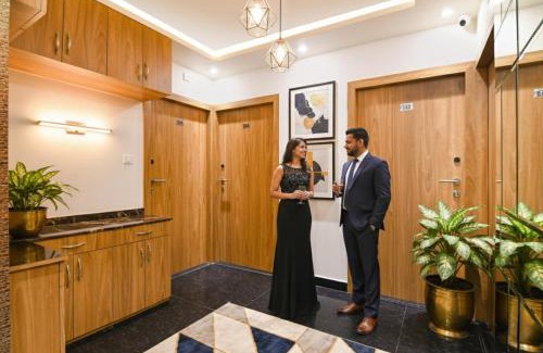 Park Street Hotel | FabHotel Leela Inn - Nr Park Circus 7 Point