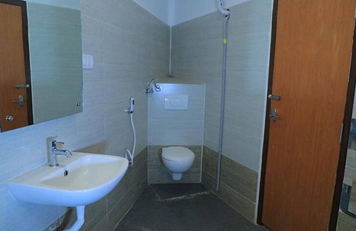 Koonimedu Hotel | Fabhotel Octagon Beach Resort