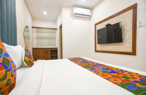 Indore Hotel | FabHotel One Stay