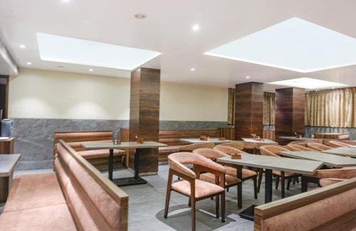 Bhosari Hotel | FabHotel Pancharatna Regency - Nr Medicover Hospital