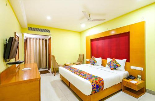 Pallavaram Hotel | Fabhotel Prime Mahalaya Residency - Nr Pallavaram Railway Station