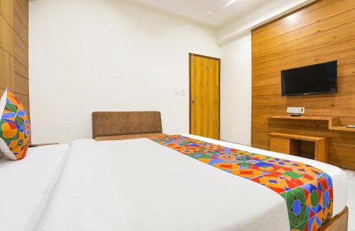 Khattalwada Hotel | FabHotel Raj Villa - Nr Tri mandir