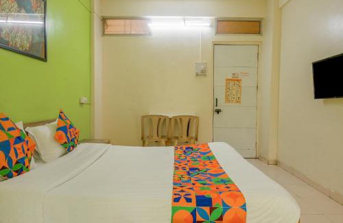 Vadgaon Budruk Hotel | FabHotel Saraswati Niwas