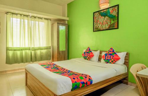 Vadgaon Budruk Hotel | FabHotel Saraswati Niwas