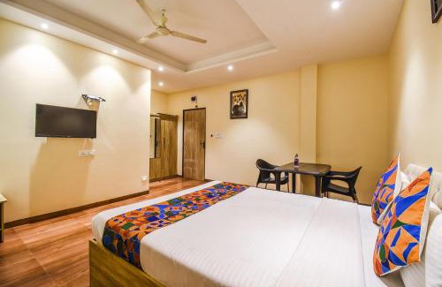 Pimpri - Chinchwad Hotel | FabHotel Seven Seas