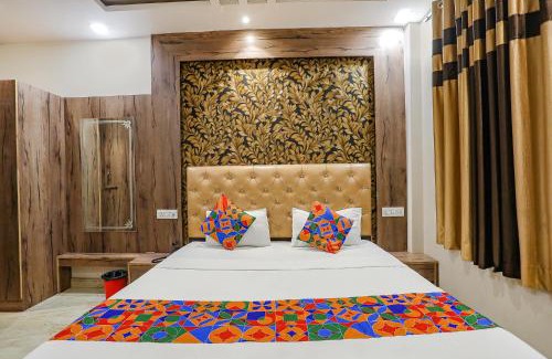 Allahabad Hotel | FabHotel Shri Ram Kashi