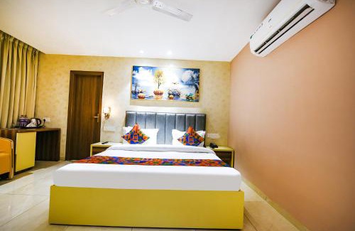 Ludhiana Hotel | FabHotel Supreme Suites